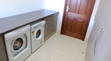 Bathroom / Laundries